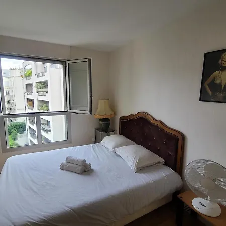 Apartment Spacious And Bright 2min From Paris *